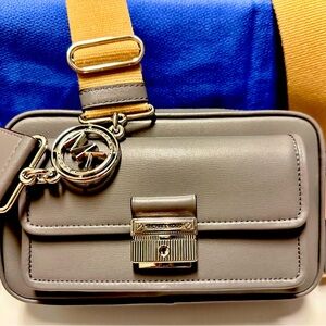 Michael Kors medium leather messenger bag